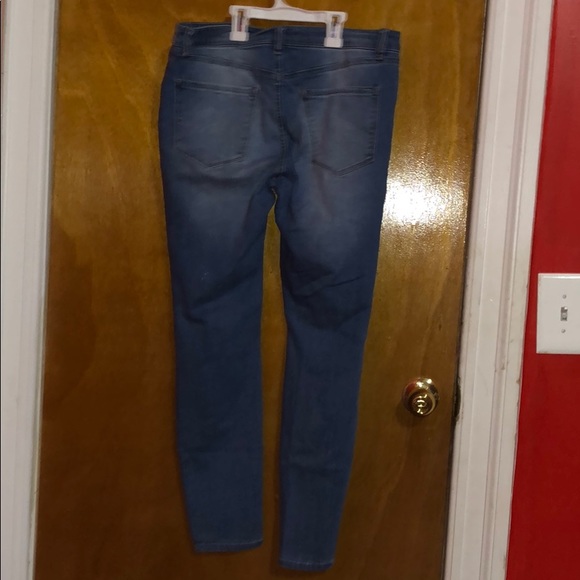 Jeans - Picture 3 of 4